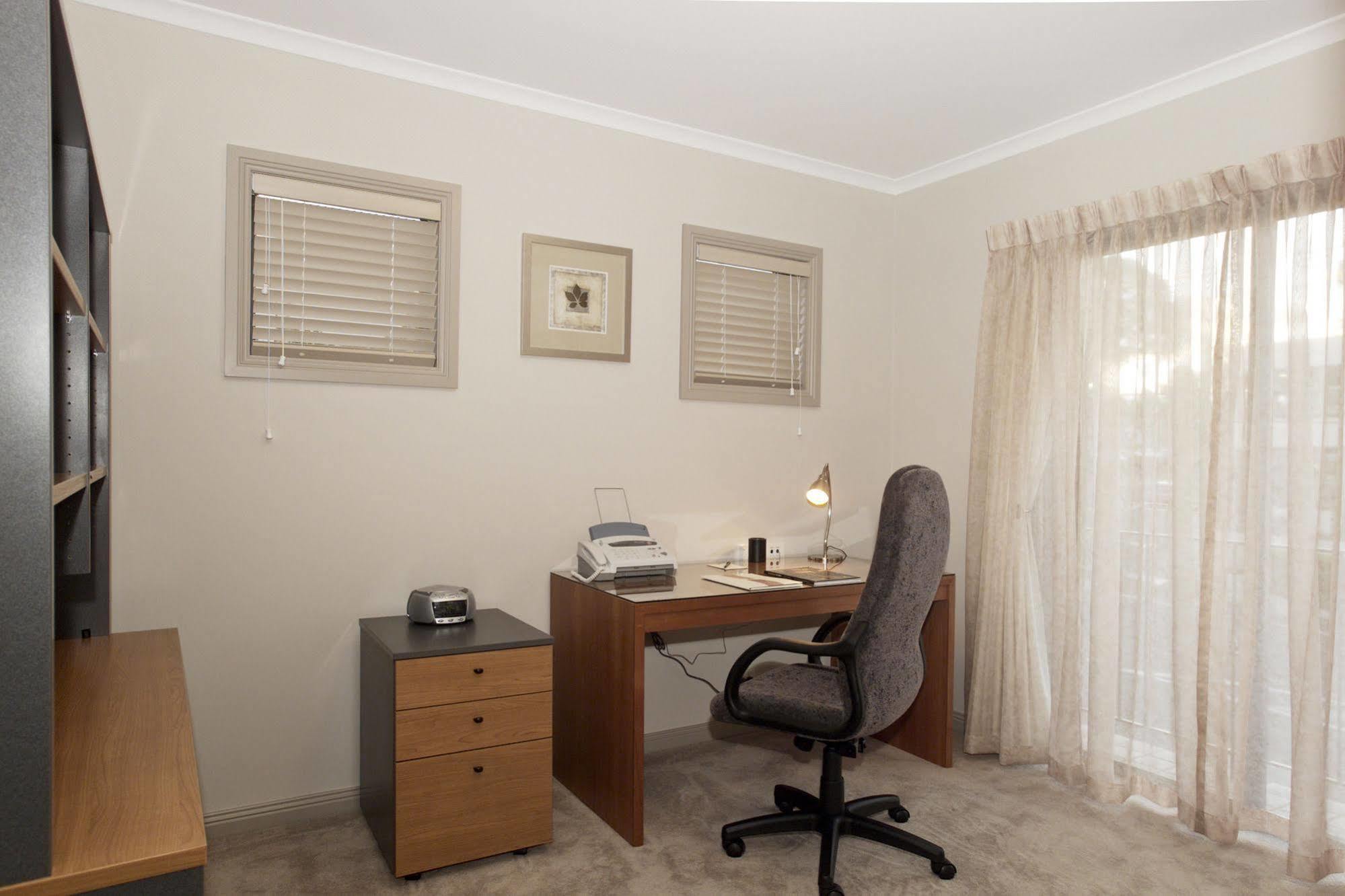Ringwood Royale Aparthotel Luaran gambar