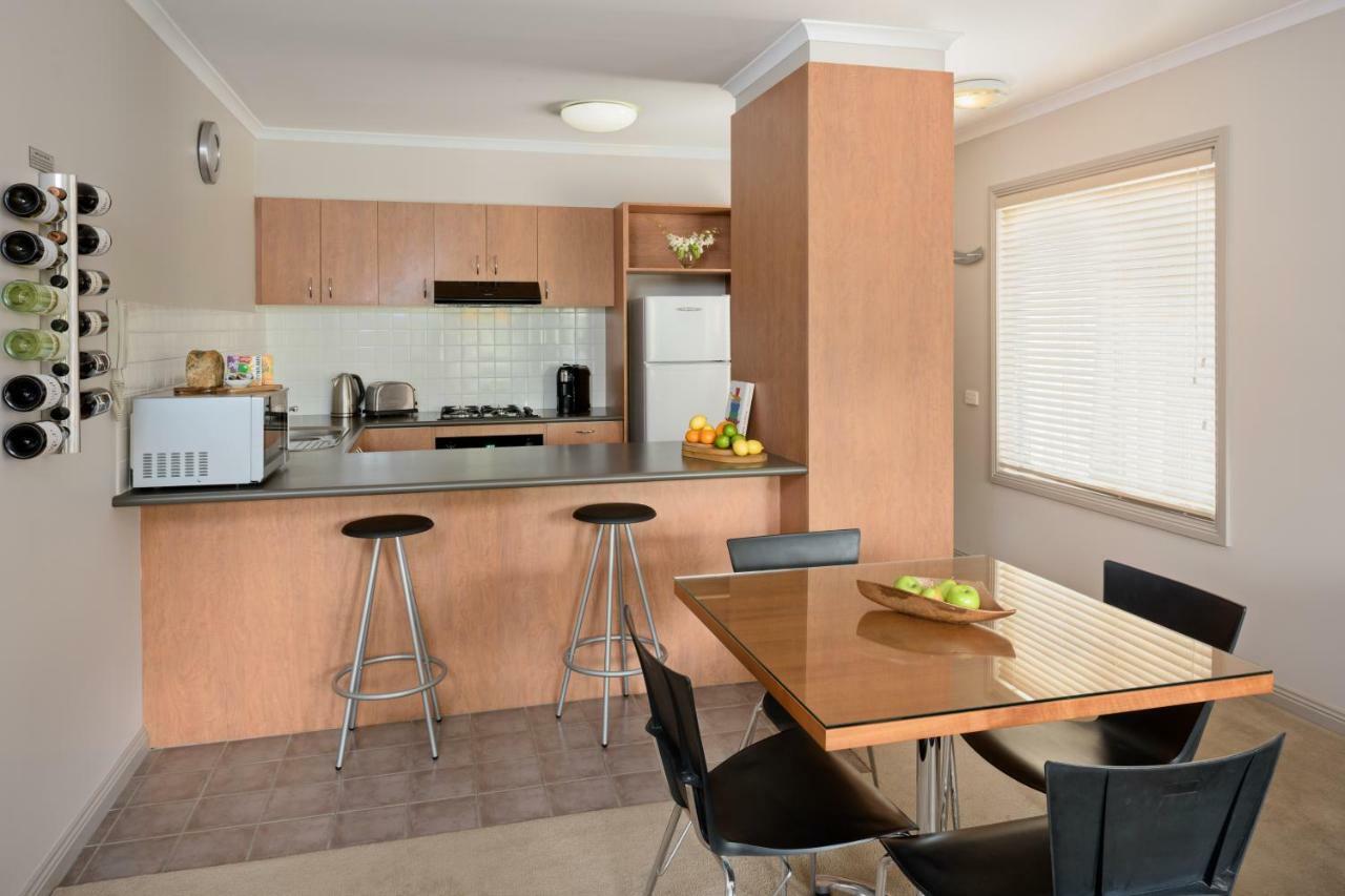 Ringwood Royale Aparthotel Luaran gambar